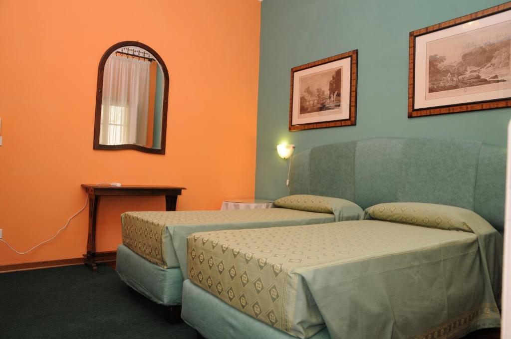 Tarussio Hotel อาเรซโซ ภายนอก รูปภาพ